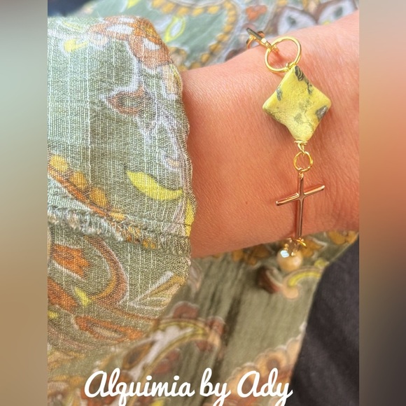 Gold and Green turquoise Cross Charm Bracelet - Picture 1 of 3